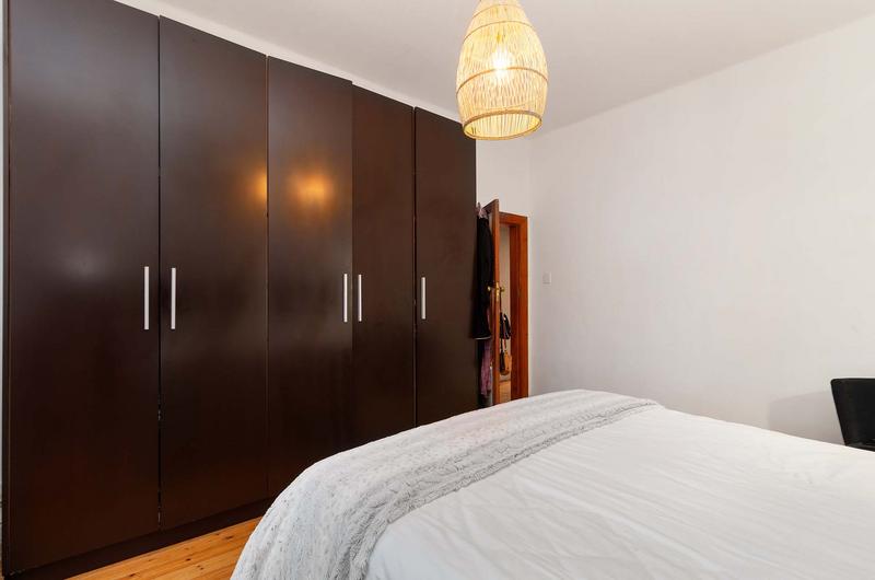 2 Bedroom Property for Sale in Sea Point Western Cape